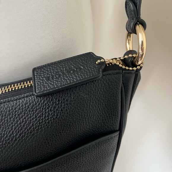 COACH/Pebble Leather Chaise Cross Body Purse - Picture 3 of 10